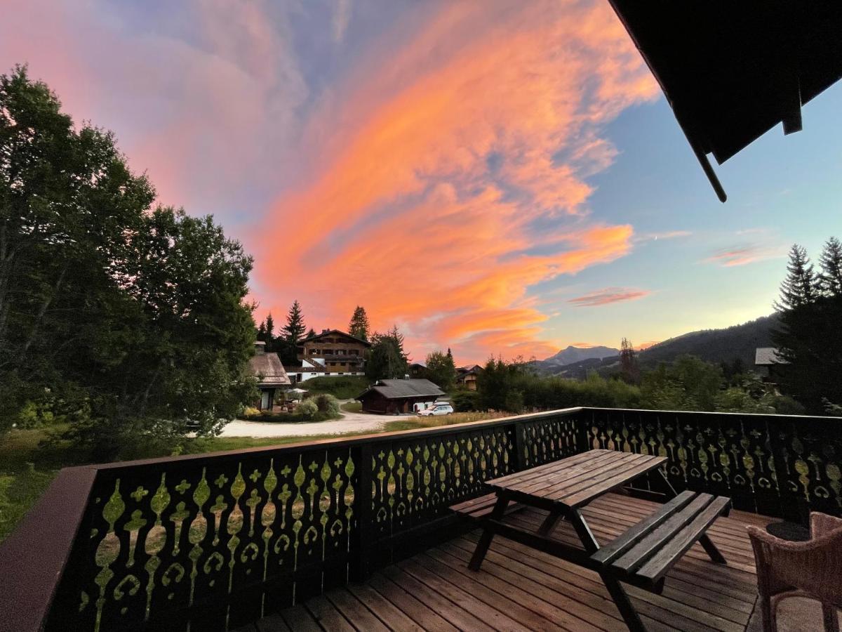 Le Chalet De Nabor Les Gets Luaran gambar